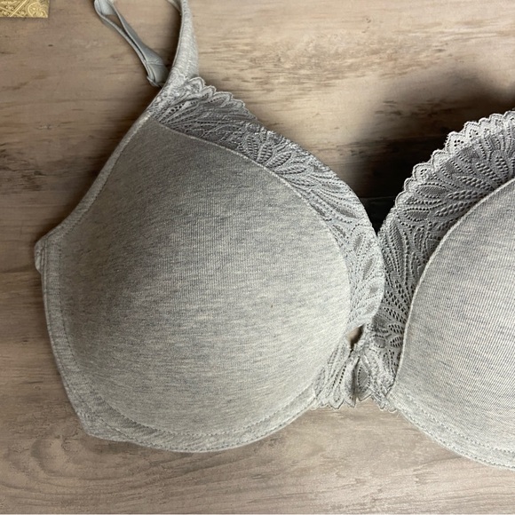 Gray Lace Trim Bra Cacique Womens Full Support‎ Bra, Size 38F - Picture 2 of 8